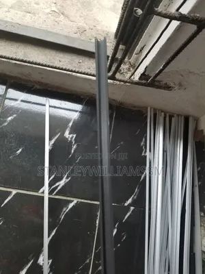 10 by 15 Black Body Profile Frame