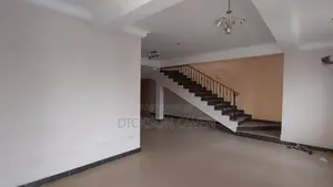 Furnished 3bdrm Duplex in Oshimili South for rent