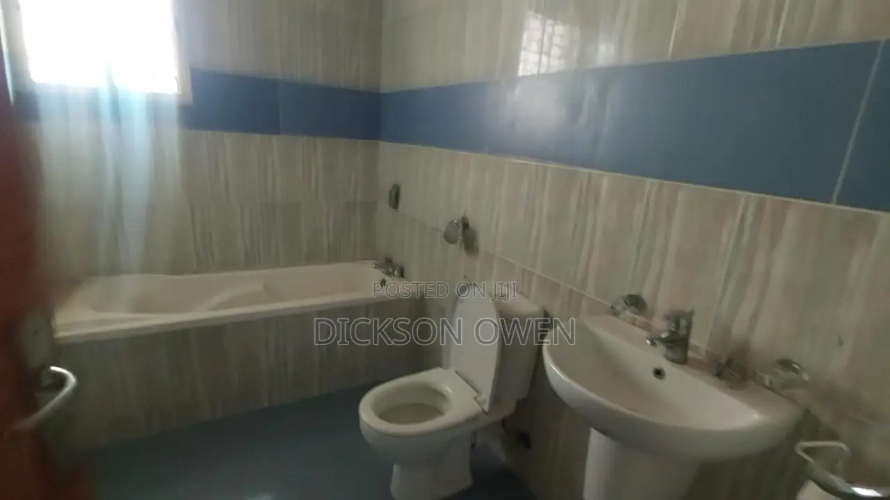 Furnished 3bdrm Duplex in Oshimili South for rent