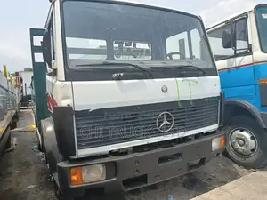 Mercedes Benz 814 Pickup Truck German 17ft