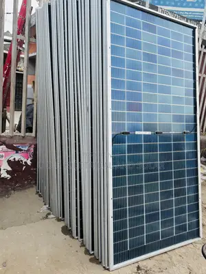 650w Jinko Solar Panle by Fisher 144cell High-Voltage Panel