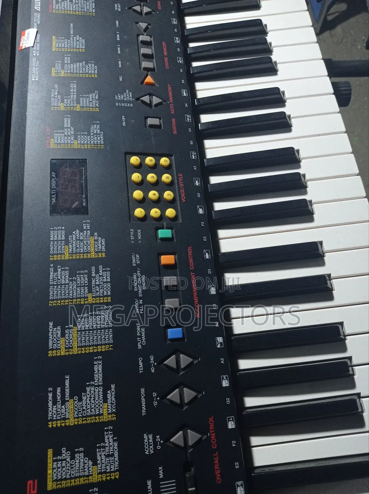 Yamaha Keyboard PSR -82