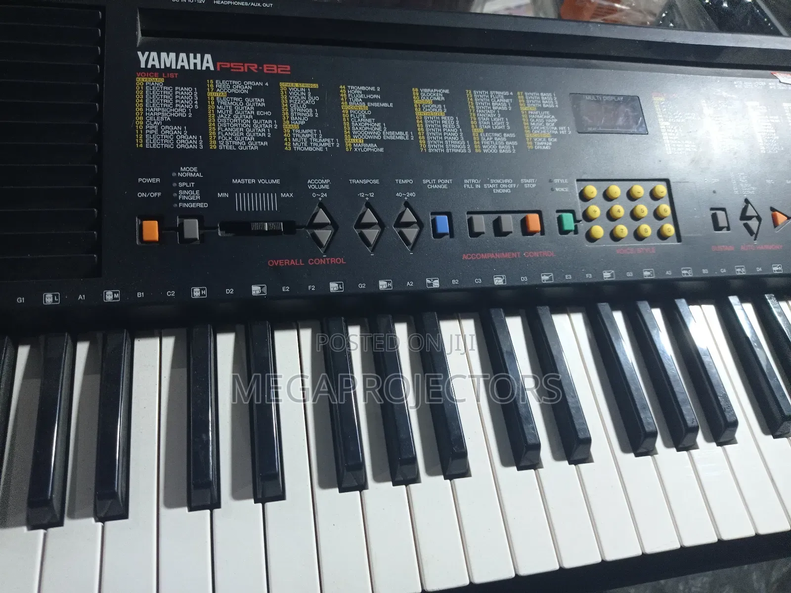 Yamaha Keyboard PSR -82