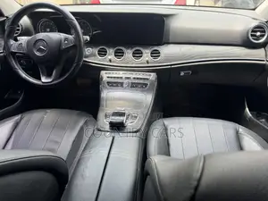 Mercedes-Benz E300 2019 Black