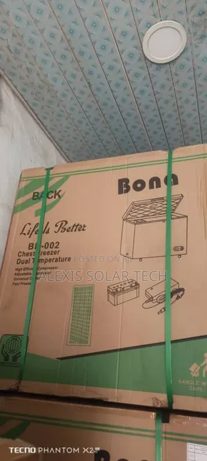 Bona 118l Solar Freezer