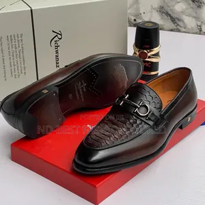 Black Matured Men's Leather Shoe