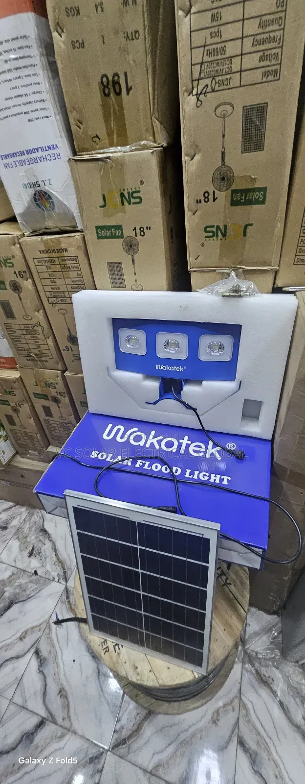 300w Wakatek Solar Floodlight