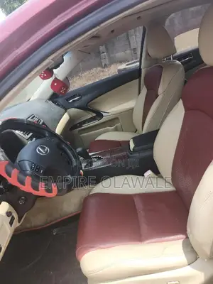 Lexus IS 2008 Burgundy