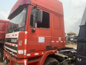 Photo - Very Clean Daf Tractor Head
