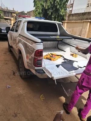 Hilux Cover Sliding Type