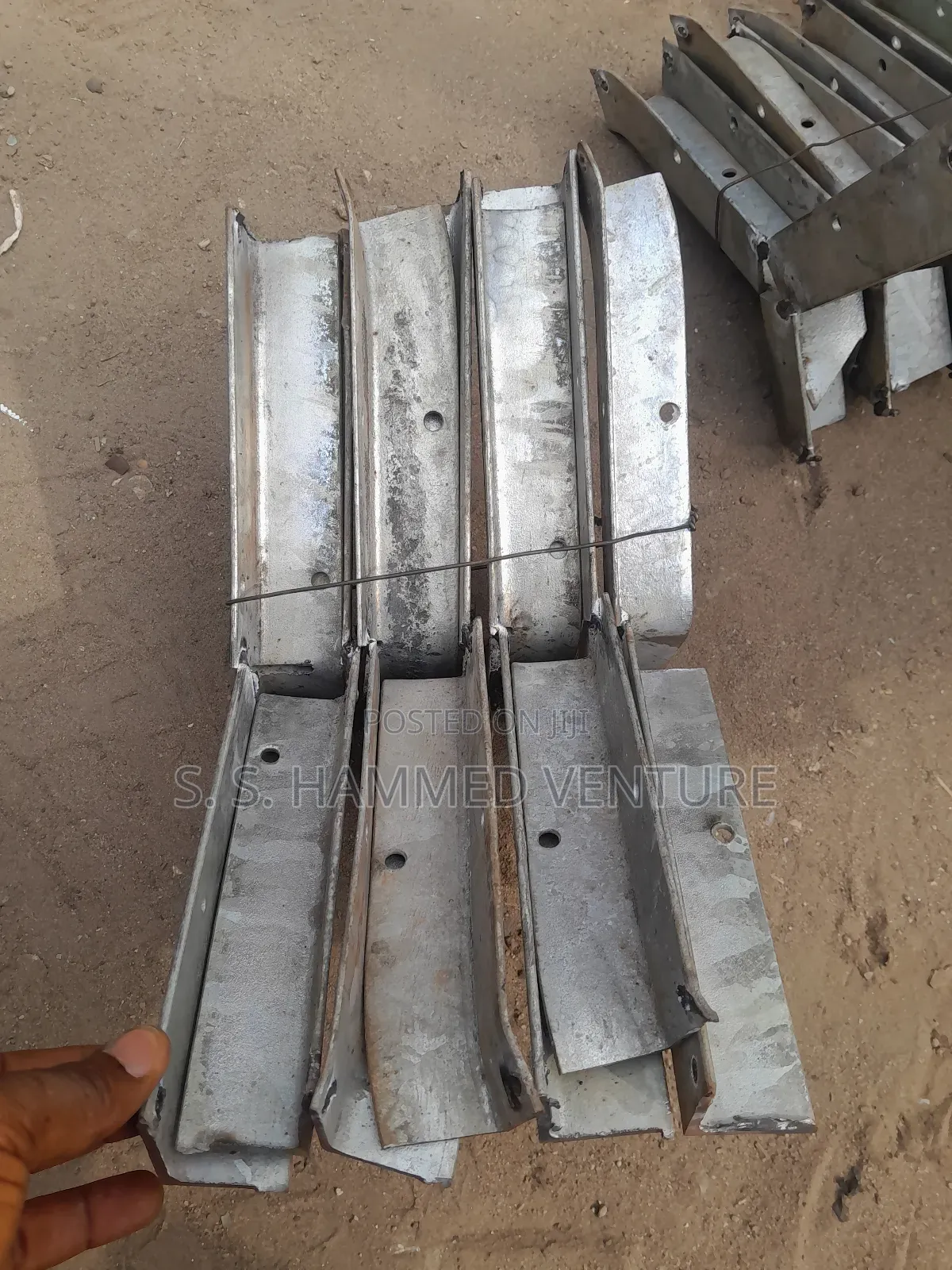 Original Gavalnized Angles Iron