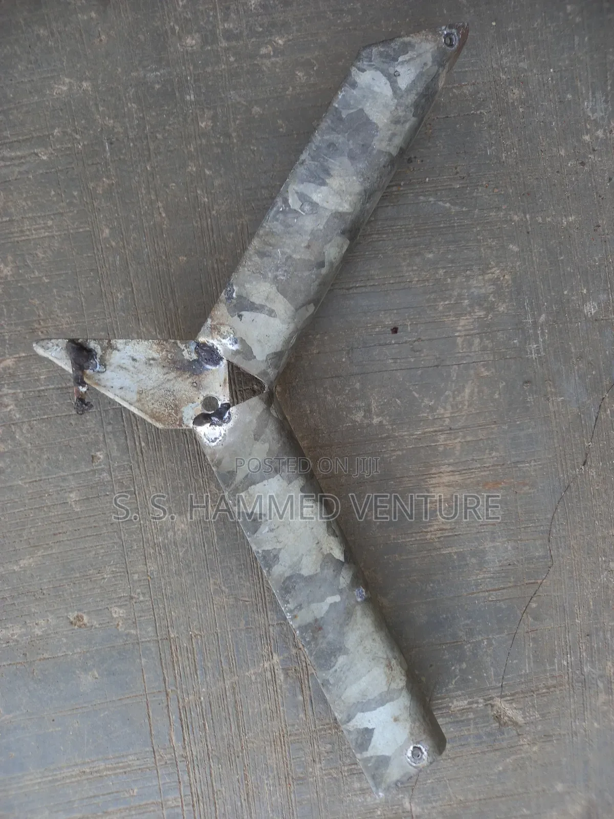 Original Gavalnized Angles Iron