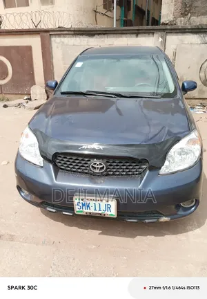 Photo - Toyota Matrix 2004 Blue
