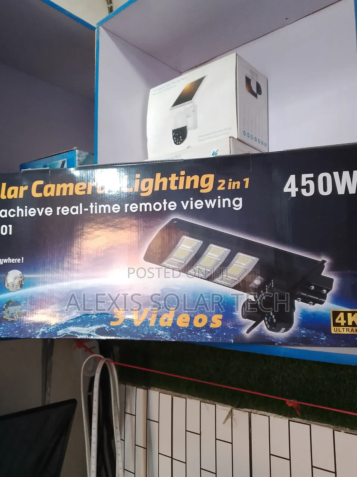 450w Solar Light + 4 Lens Solar Camera