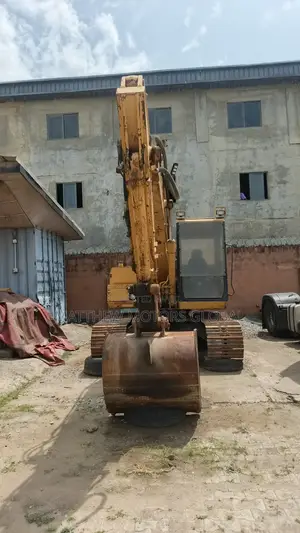 Caterpillar E120b Hydraulic Excavator