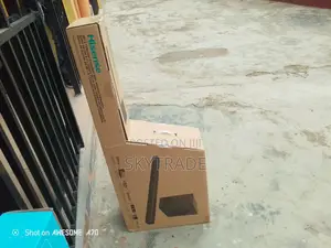 Brand New Wireless Sound Bar + Bluetooth Remote (200w)