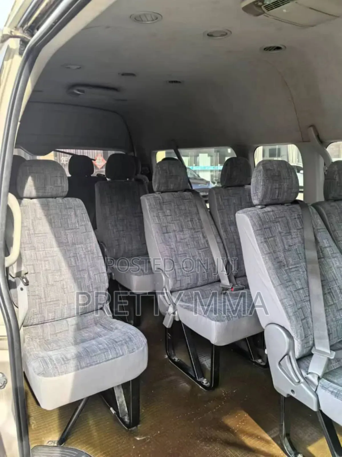 Toyota HiAce 2019 Beige