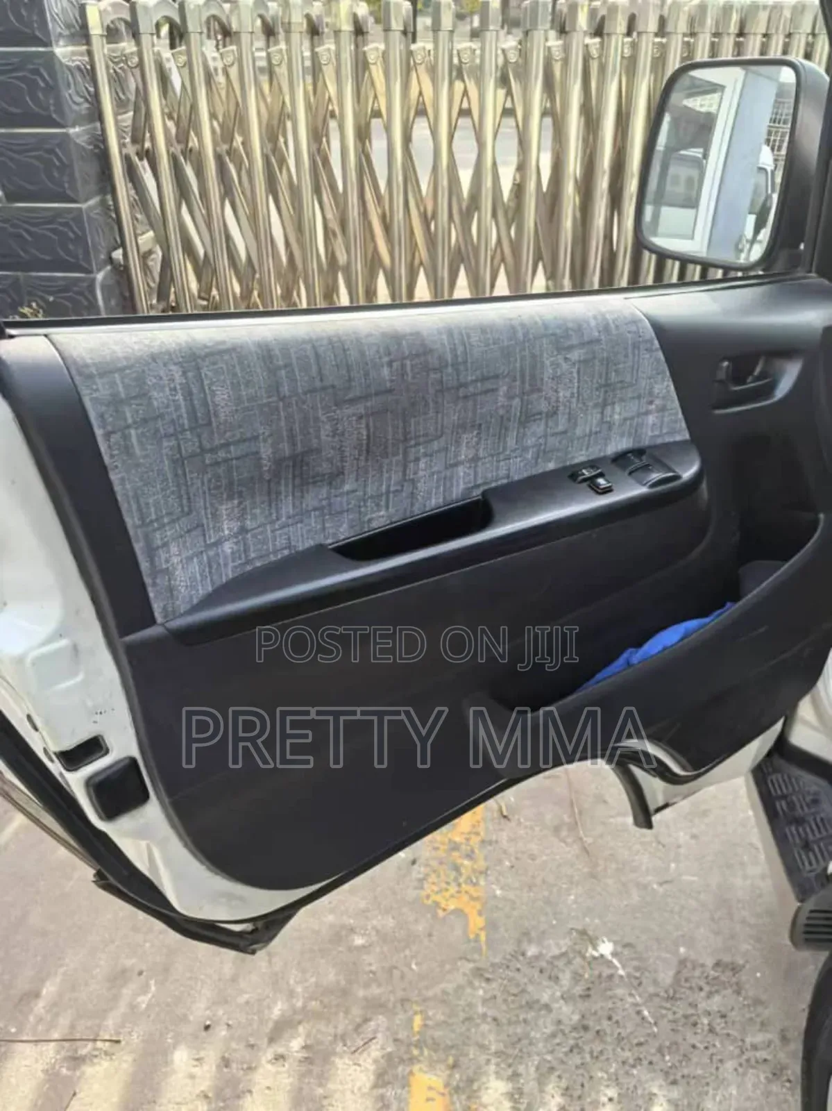 Toyota HiAce 2019 Beige