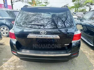 Toyota Highlander Limited 2012 Black