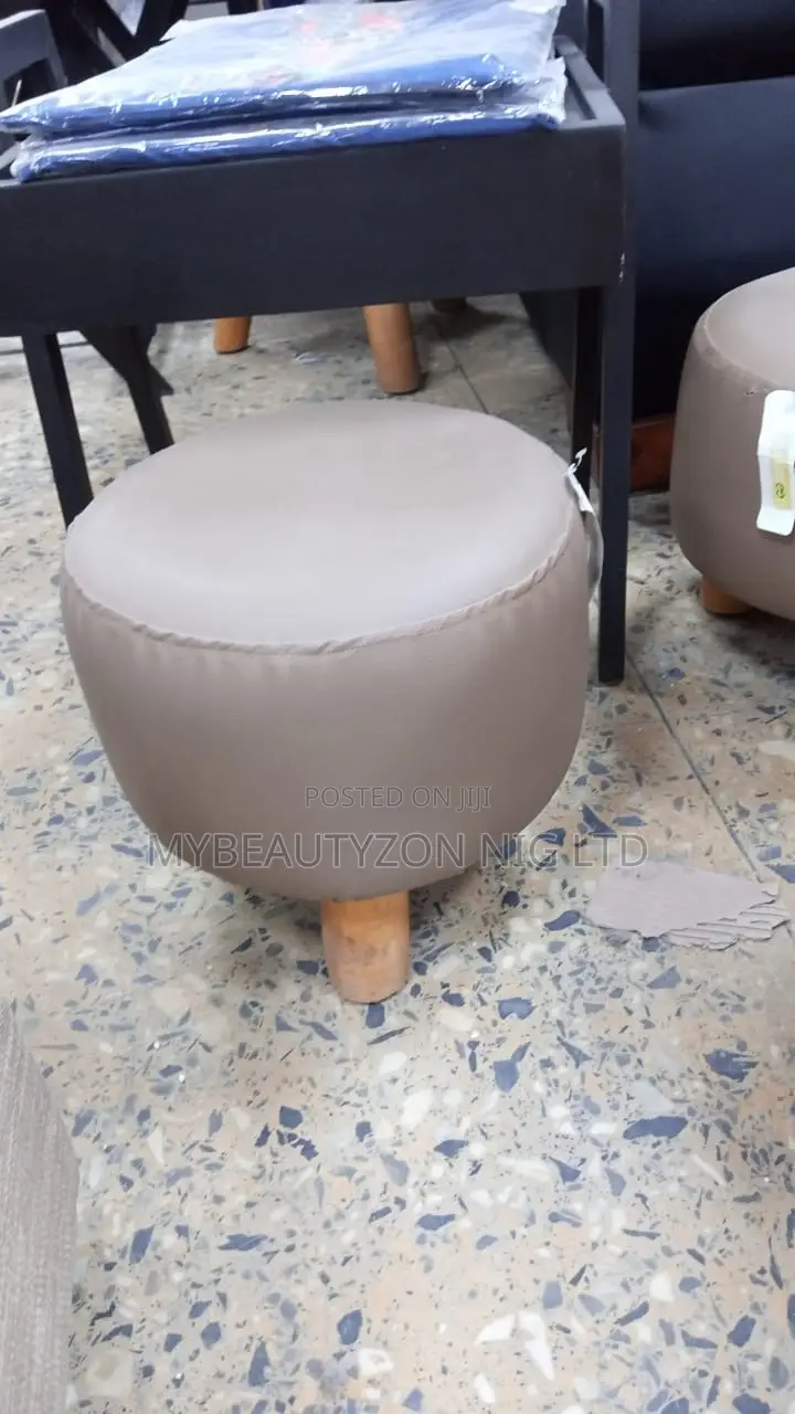 Foreign Ottoman Stool (Pedicure)