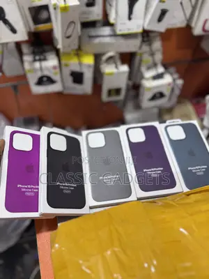 Photo - Silicone Case With Magsafe for iPhone 16 Pro Max/ 16 /16 Pro