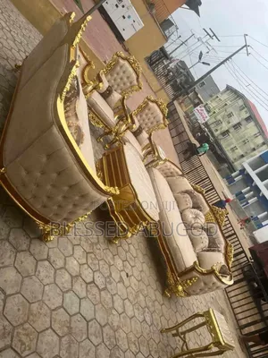 Complete Set of Royal Chair With Center Table