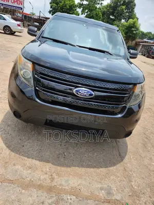 Ford Explorer EcoBoost FWD (2.0L 4cyl) 2014 Black