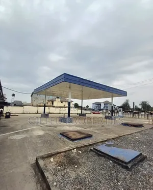 Photo - Filling Station With 6pumps in a Busy Area in P/H