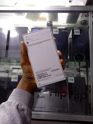 New Apple iPhone 15 Pro Max 512 GB Silver