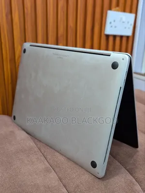 Laptop Apple MacBook 2019 16GB Intel Core I7 SSD 512GB