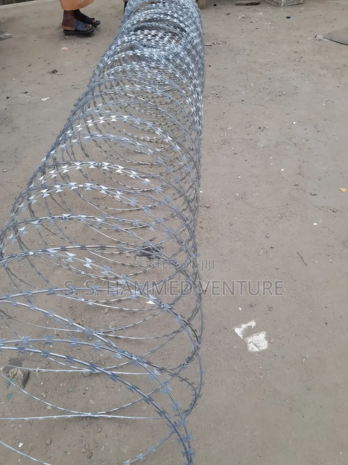 High Fencing Wires