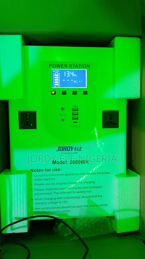 Jordy Ele Solar Generator 2000wh With 400watts Solar Panel.