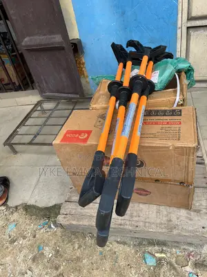 Push Pull Safety Hand Tool
