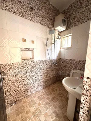 3bdrm Bungalow in Efab Queen Gwarinpa for rent