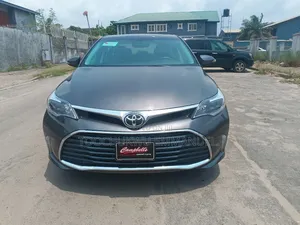 Photo - Toyota Avalon 2014 Gray