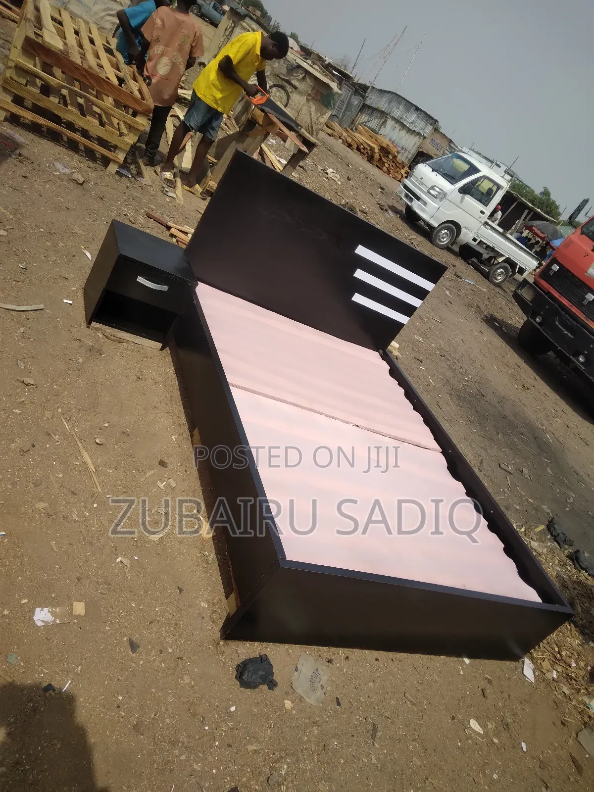 Bed Frame 4.5 by 6 With 1 Bed Side