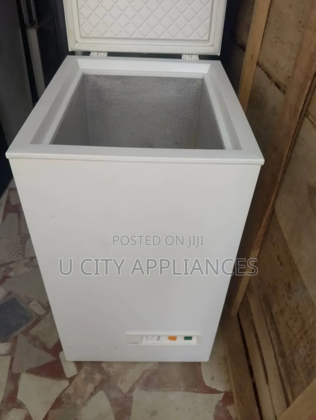 105liter Uk Chest Freezer Privilege