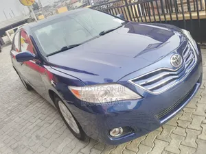Toyota Camry LE 4dr Sedan (2.5L 4cyl 6A) 2011 Blue