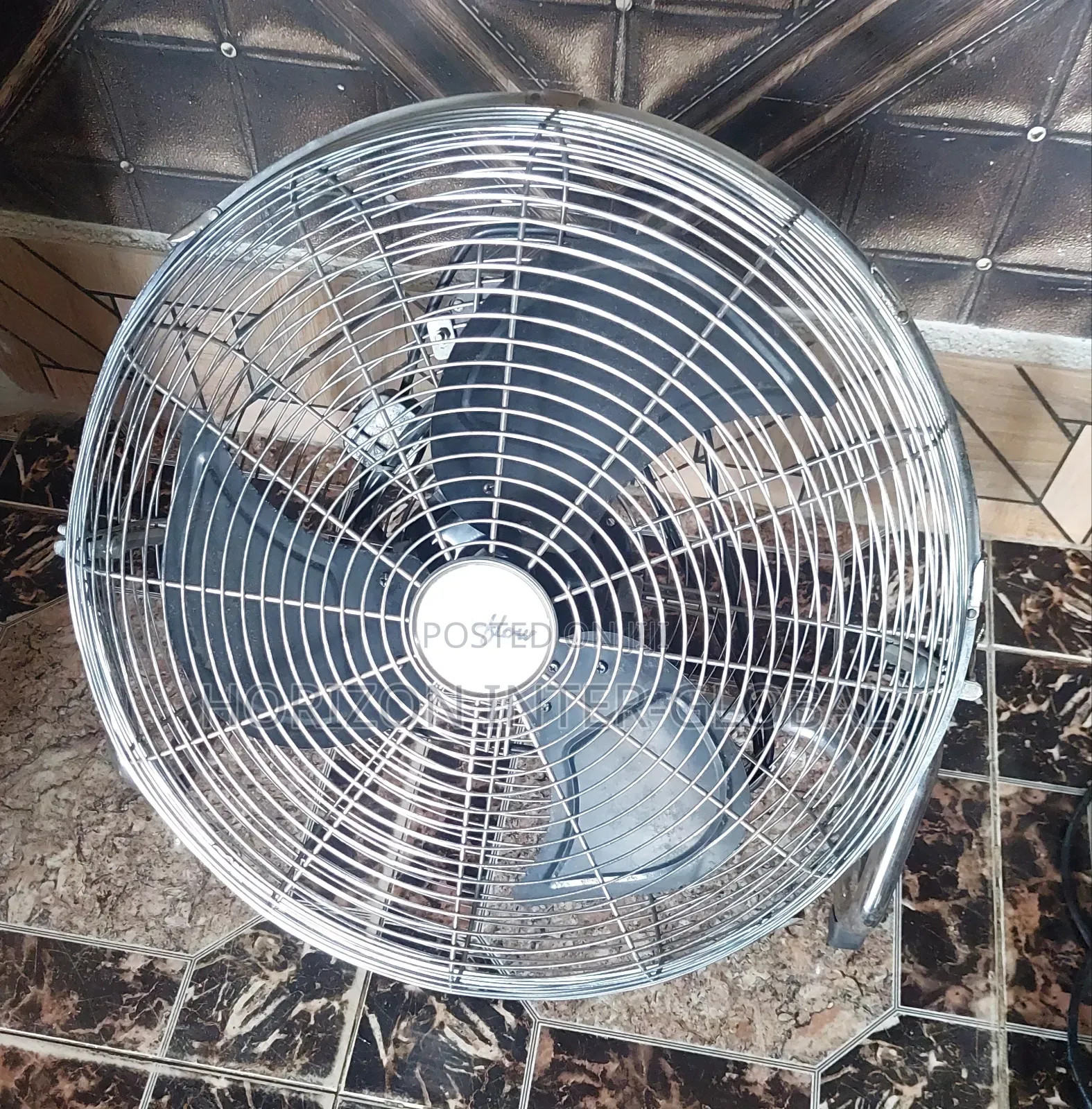 140w Floor Fans