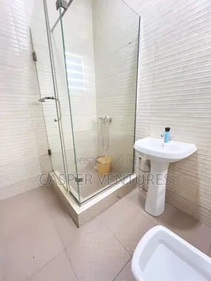 Spacious and Ecstatic Apartment
