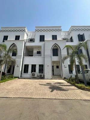 4bdrm Townhouse/Terrace in Diplomatic City, Katampe Extension for sale