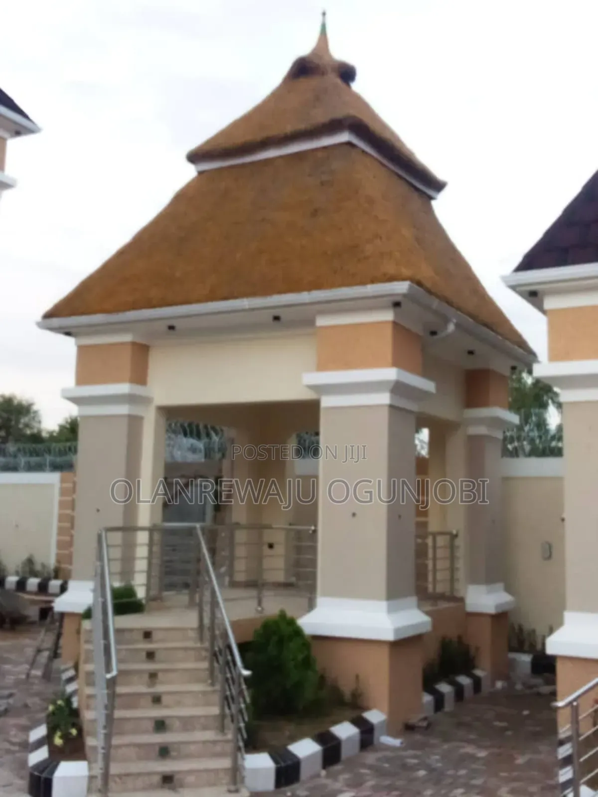 Bush Bar, Gazebo