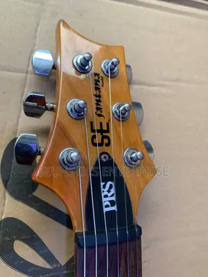 Quality PRS Se Santana Model Lead Guitar