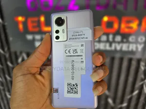 Photo - Xiaomi 12 256 GB Blue