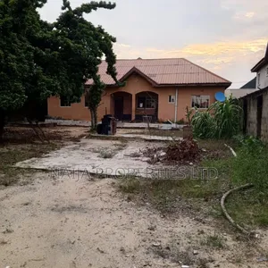 4bdrm Bungalow in Majek, Sangotedo for sale