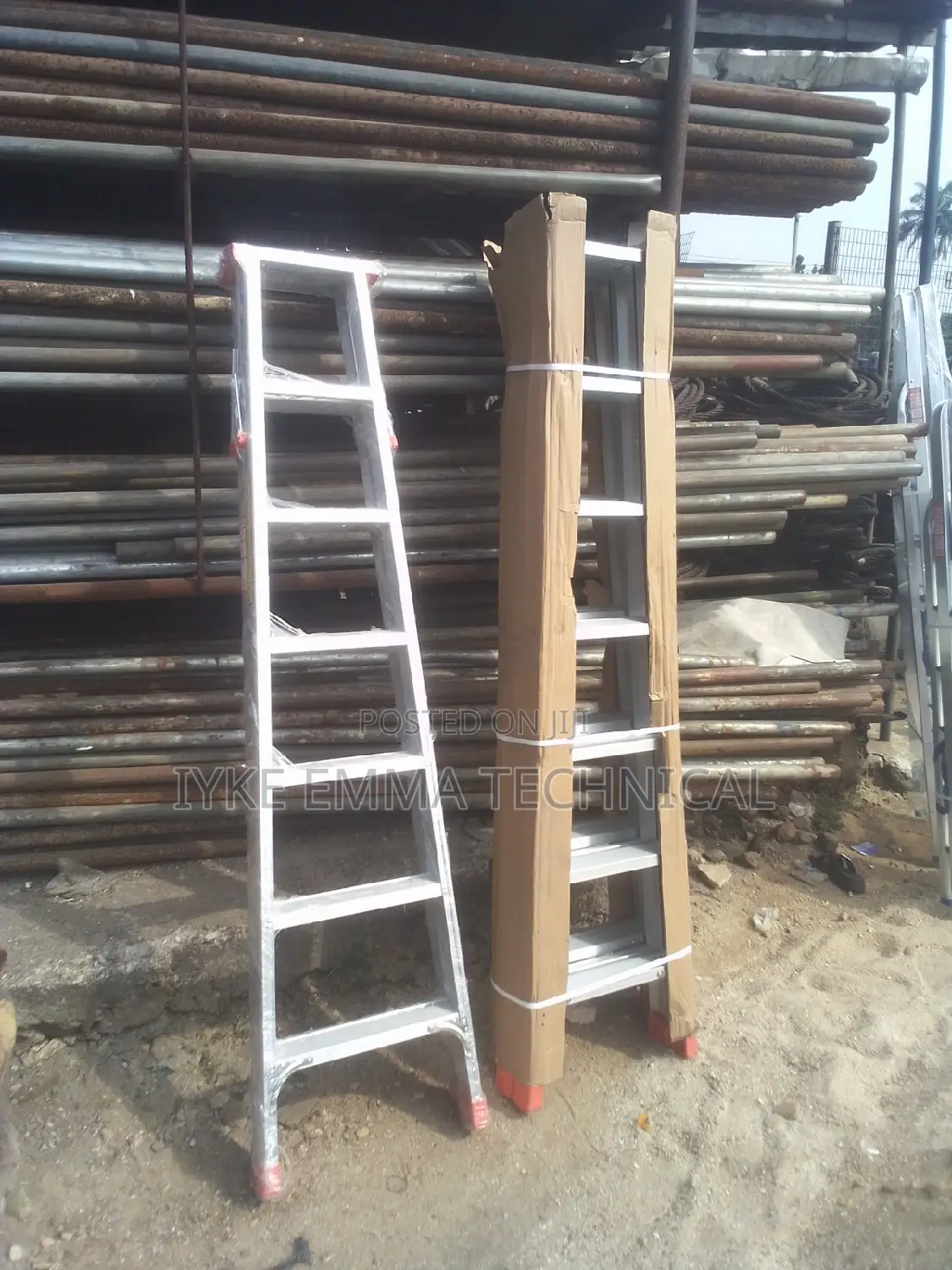 2 Meters a / Step Ladder