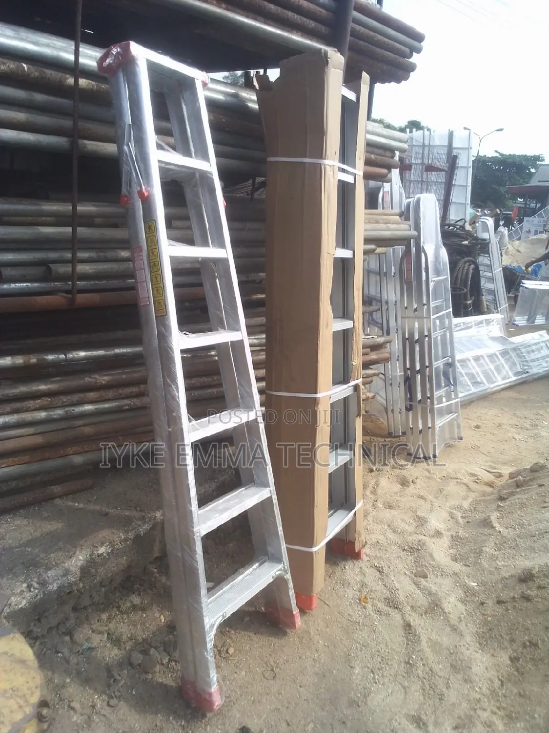 2 Meters a / Step Ladder