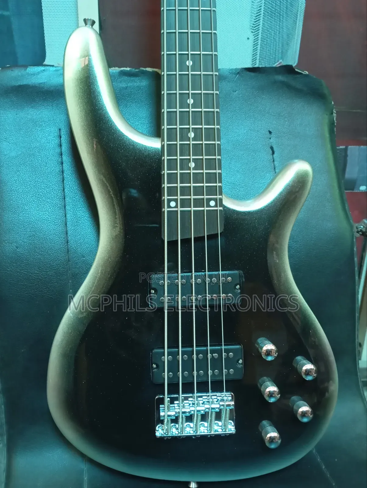 Ibanez Active Bass Guitar G130