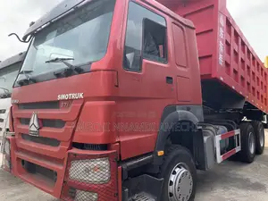 Sinotruk Heavy Duty Trucks 371 2016
