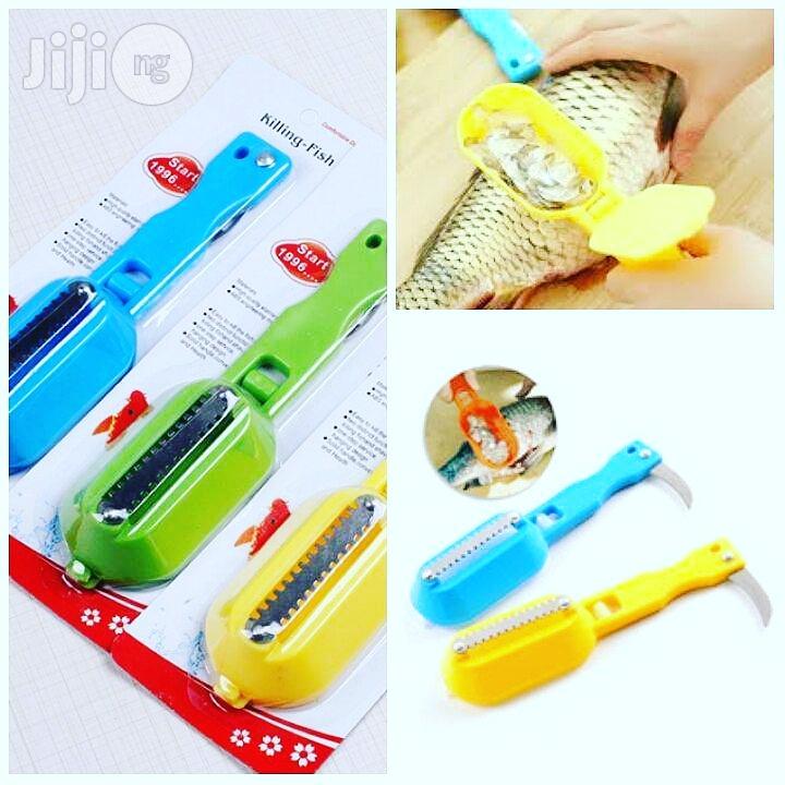 Fish Scale Scraper With Knife